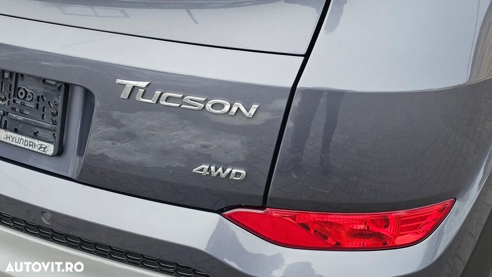 Hyundai Tucson 2.0 CRDI 4WD Automatik Passion Plus - 27