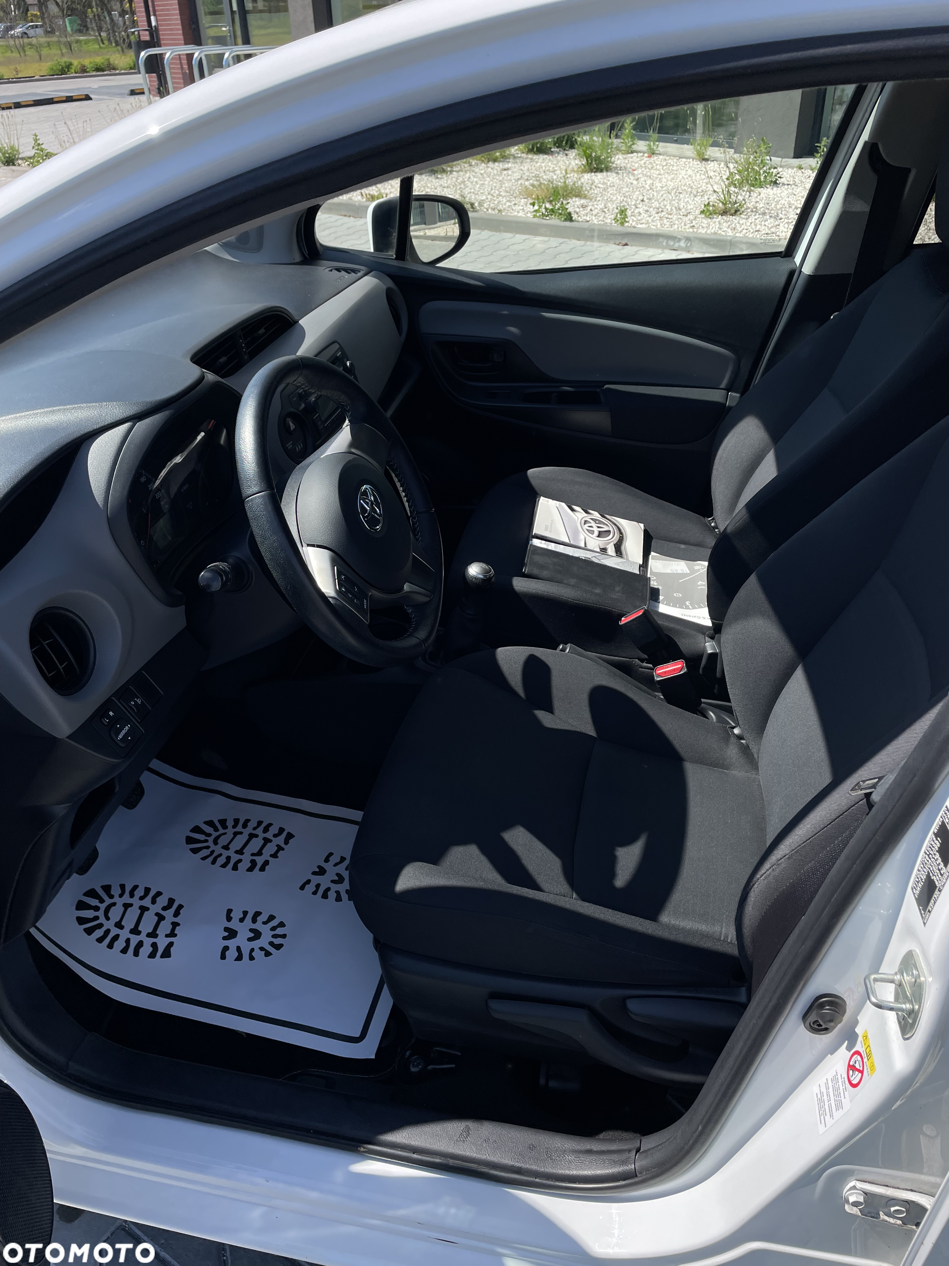 Toyota Yaris - 15