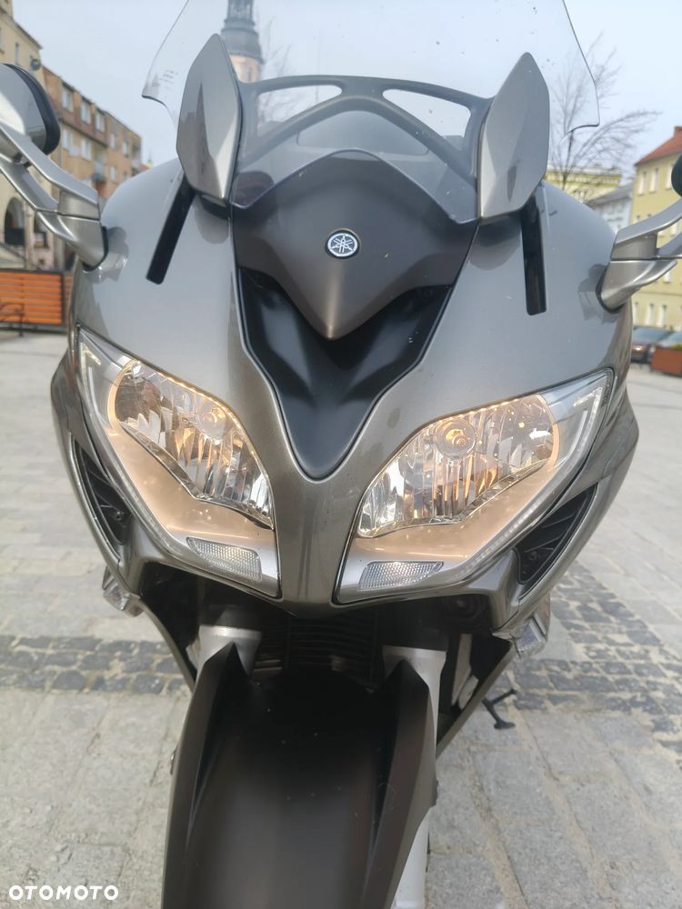 Yamaha FJR - 3