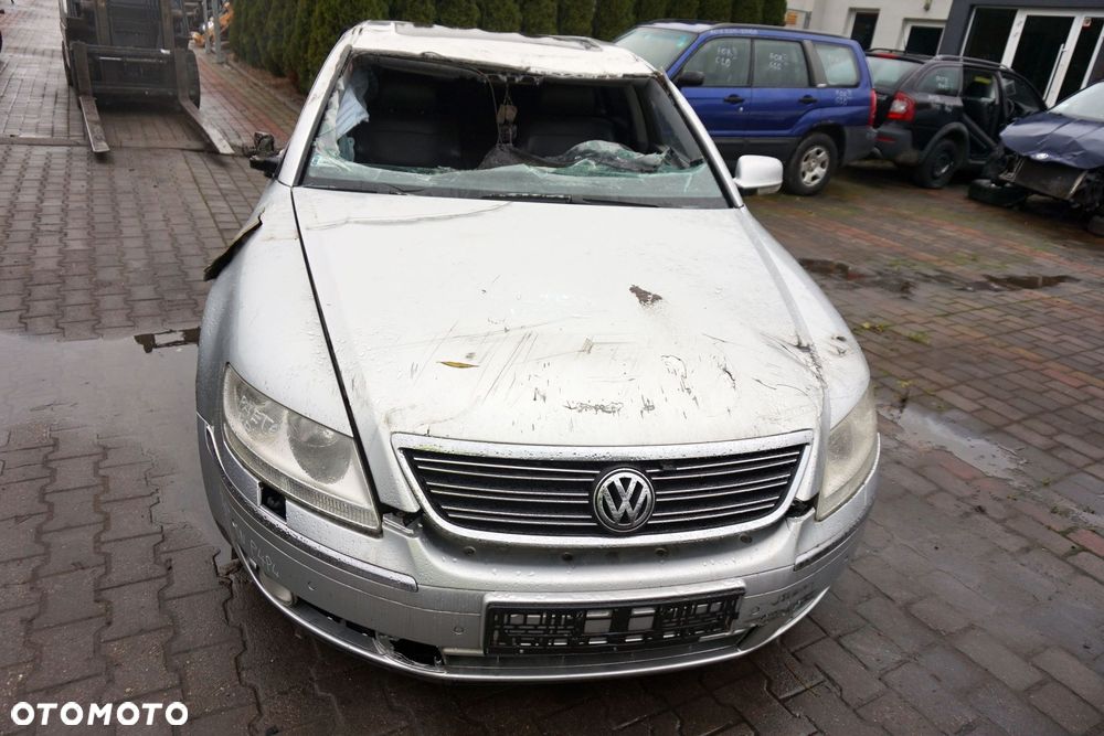 VOLKSWAGEN PHAETON  2004 LG9R 4.2 FSI V8 BGH 335KM GUL SREBRNY na części - 8
