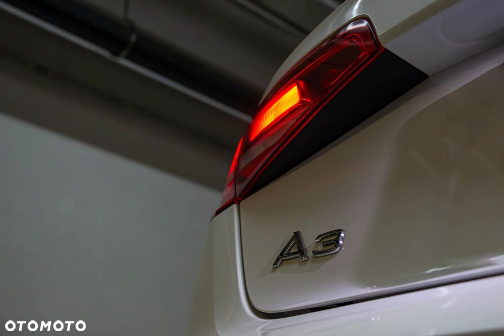 Audi A3 Sportback 35 TFSI S tronic - 8