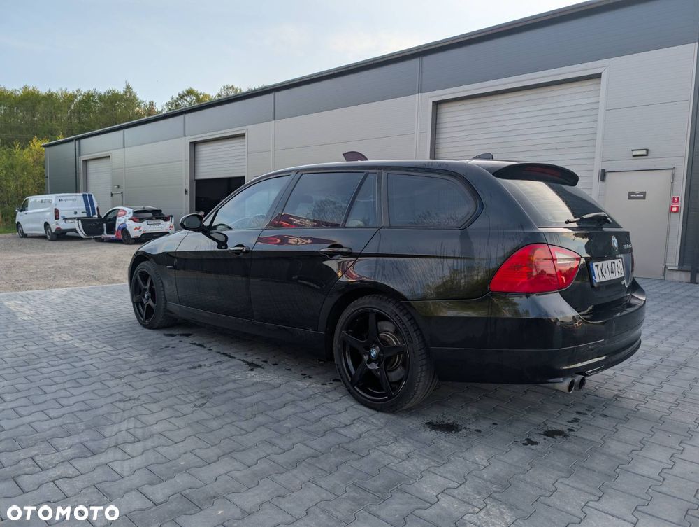 BMW Seria 3 330xd DPF - 3