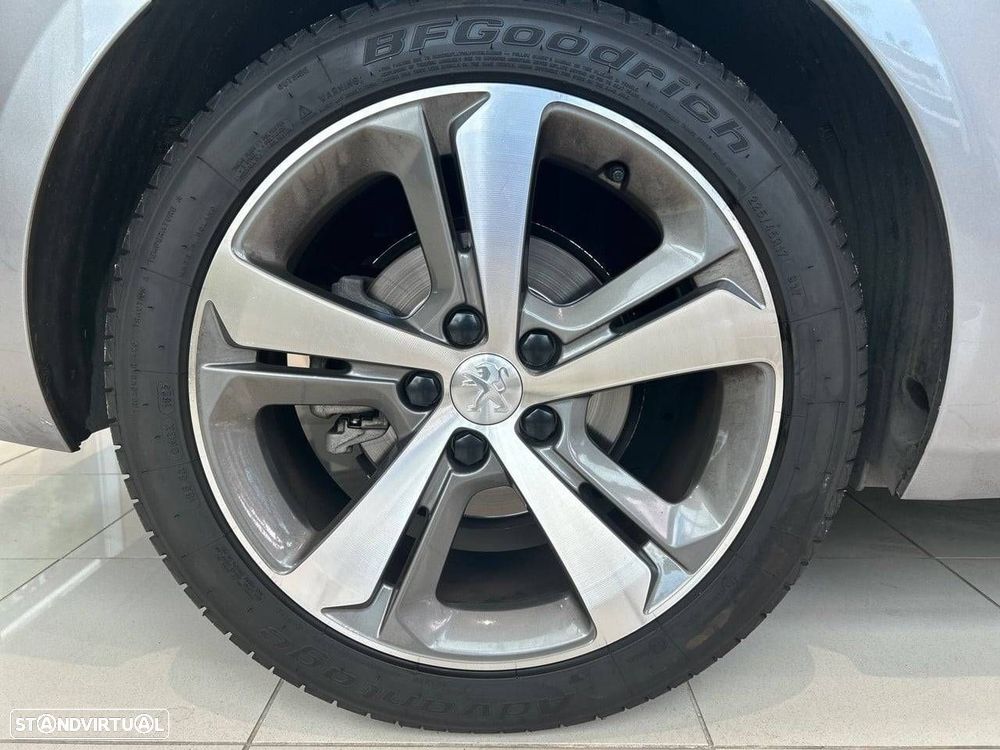 Peugeot 308 SW 1.2 PureTech Allure - 11