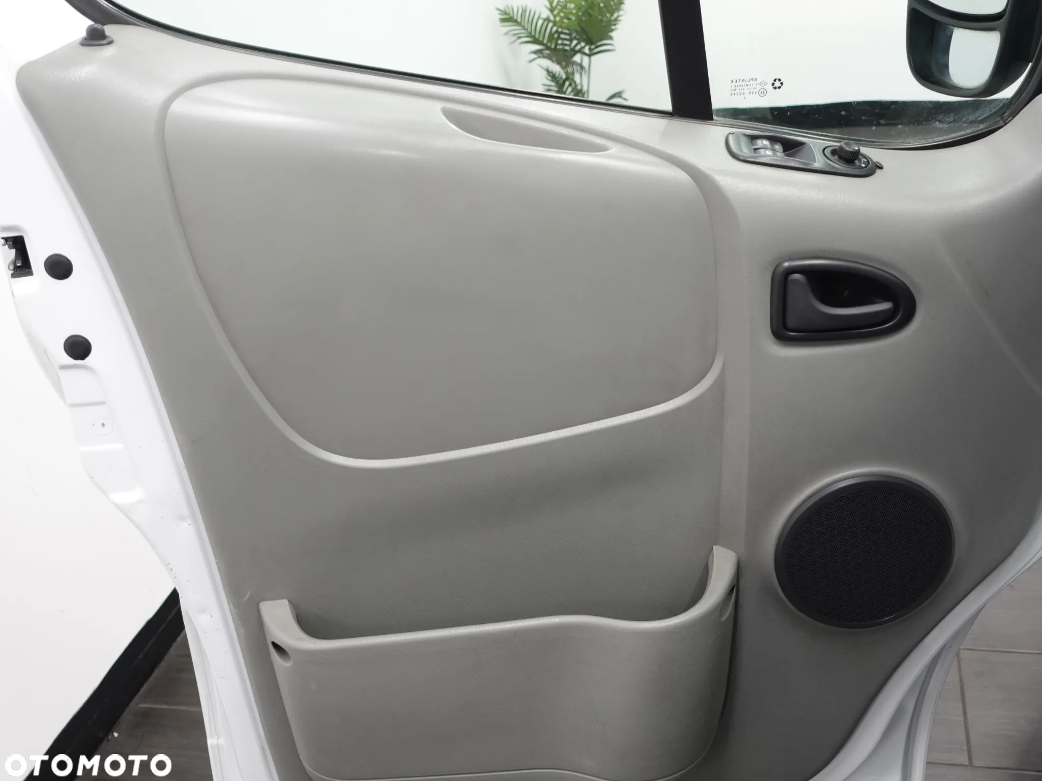 Opel Vivaro - 20