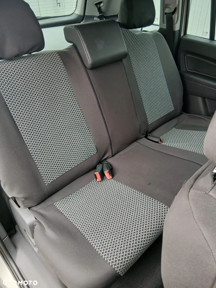 Opel Zafira - 9