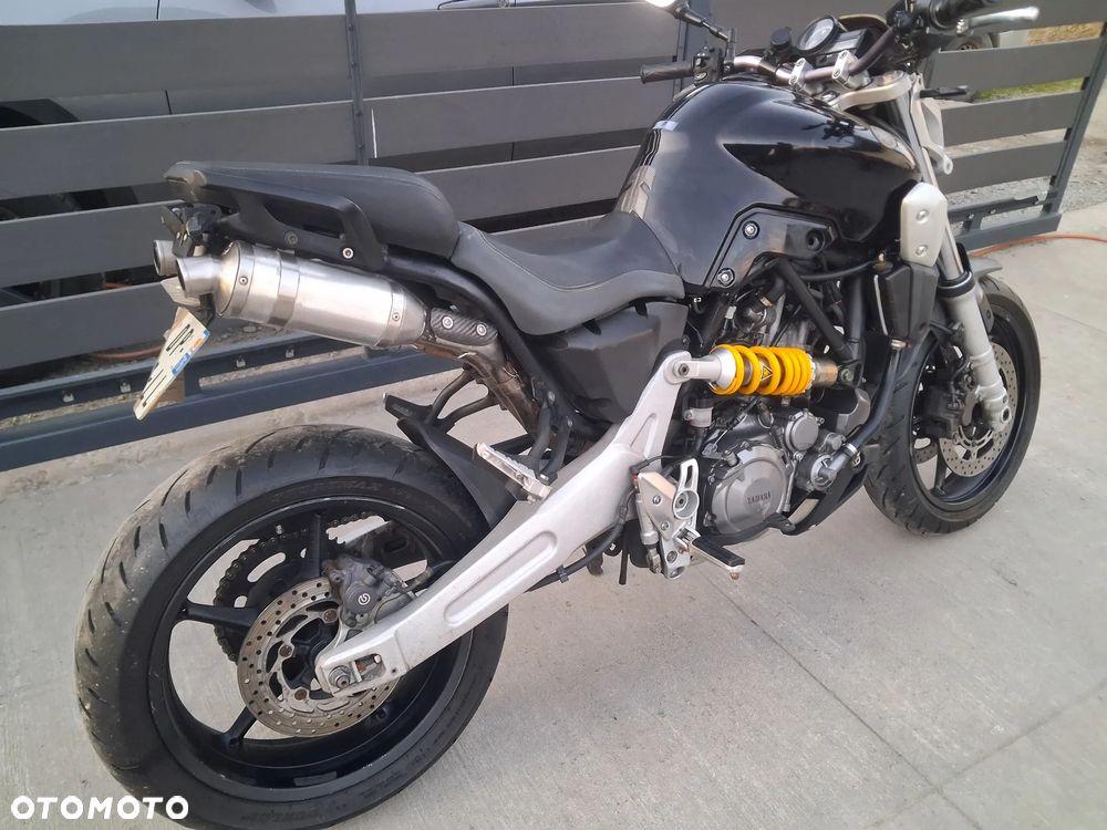 Yamaha MT - 6