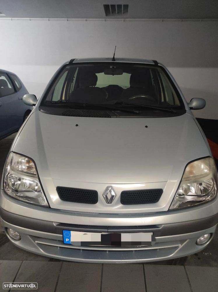 Renault Scénic - 2