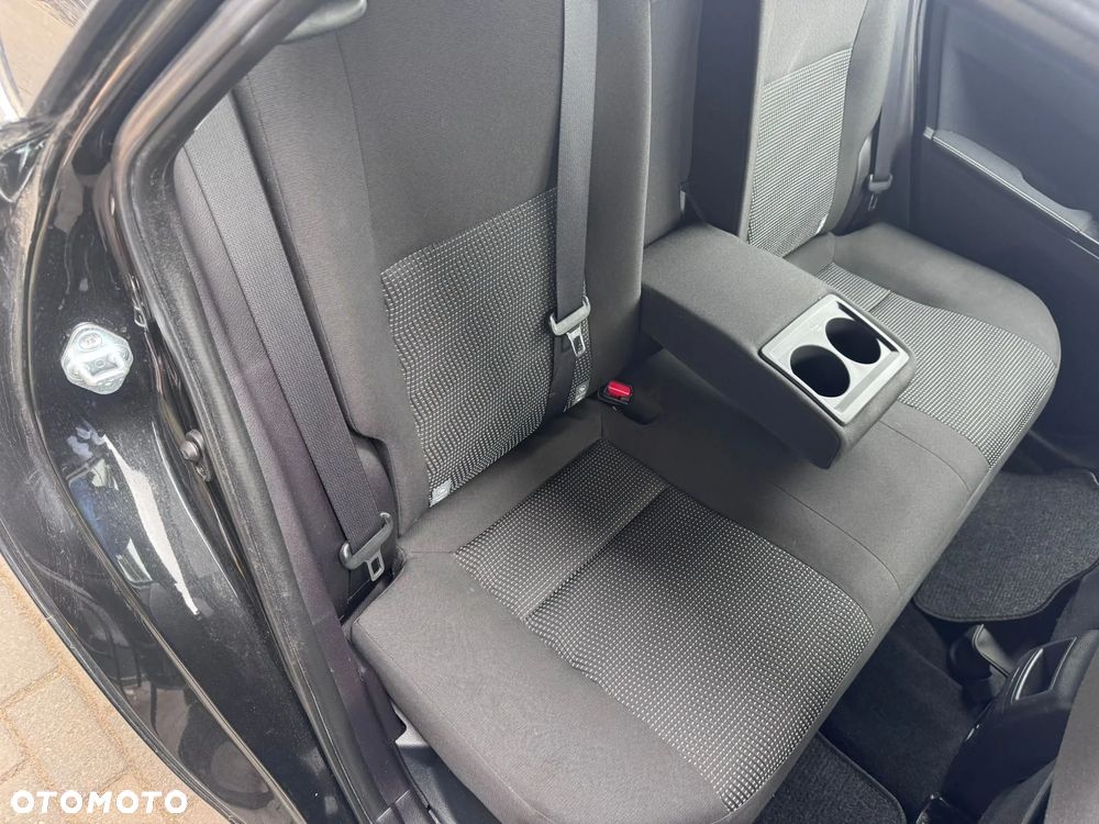 Toyota Auris 1.8 HSD Prestige NAVI - 18