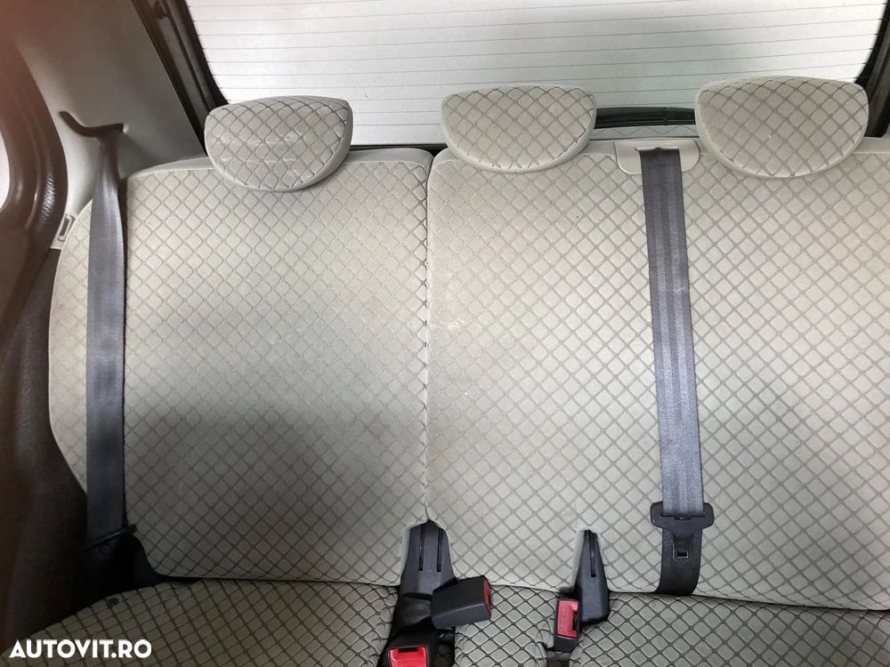 Nissan Micra - 17