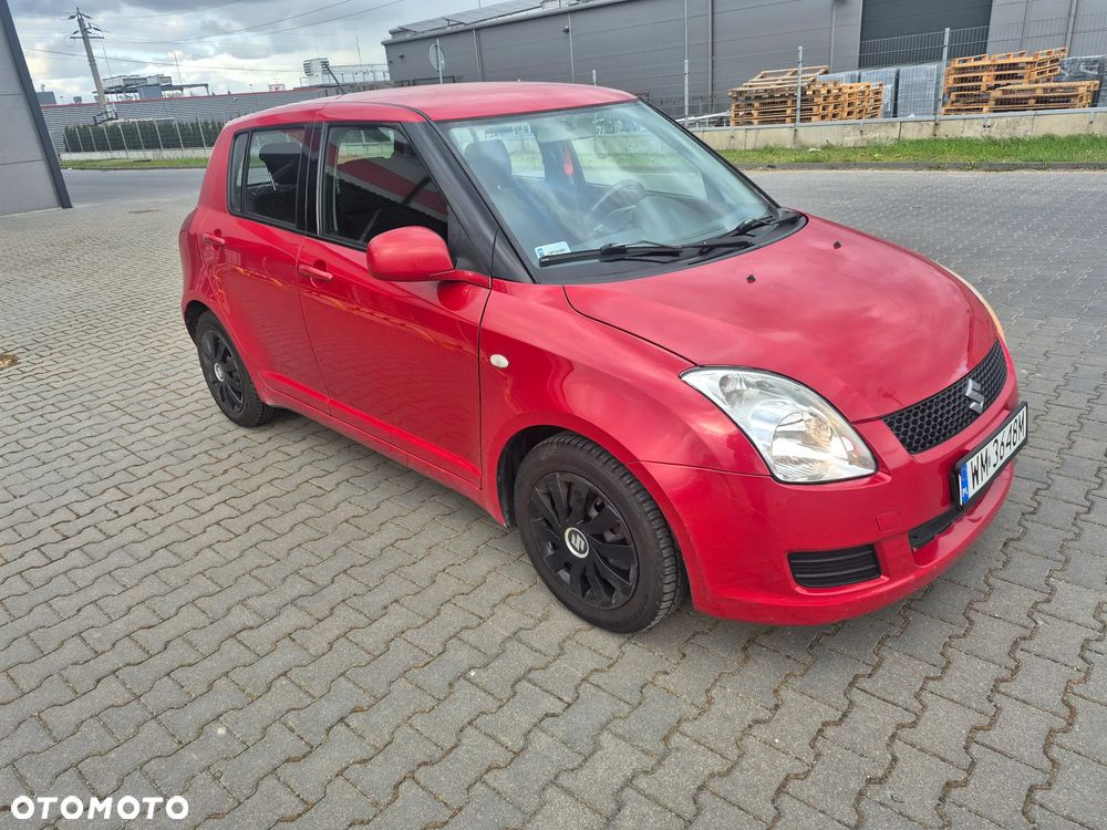 Suzuki Swift 1.3 Club - 3