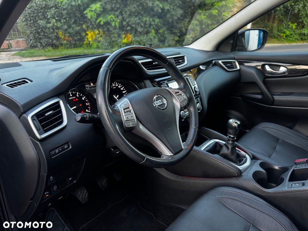 Nissan Qashqai 1.6 DIG-T Tekna+ - 23