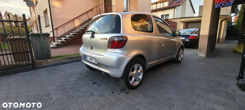 Toyota Yaris 1.3 Luna - 2