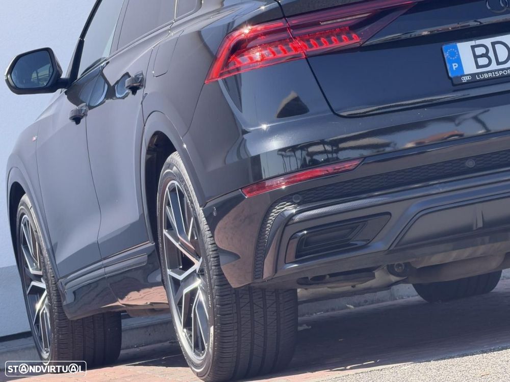 Audi Q8 60 TFSIe quattro S line Tiptronic - 28