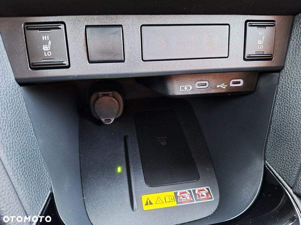 Toyota Yaris Cross 130 1.5 VVT-i Team Deutschland - 35