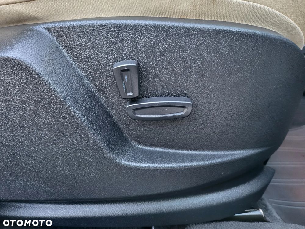 Ford Galaxy 2.0 TDCi Titanium MPS6 - 27