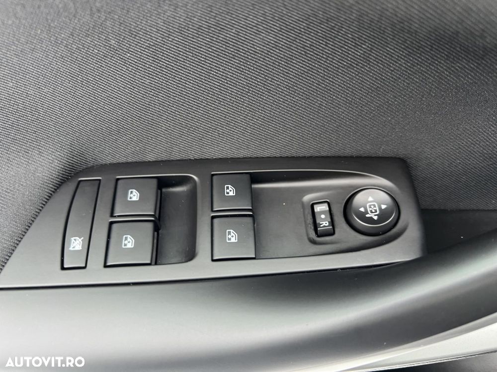 Opel Astra 1.2 Turbo Start/Stop Edition - 31