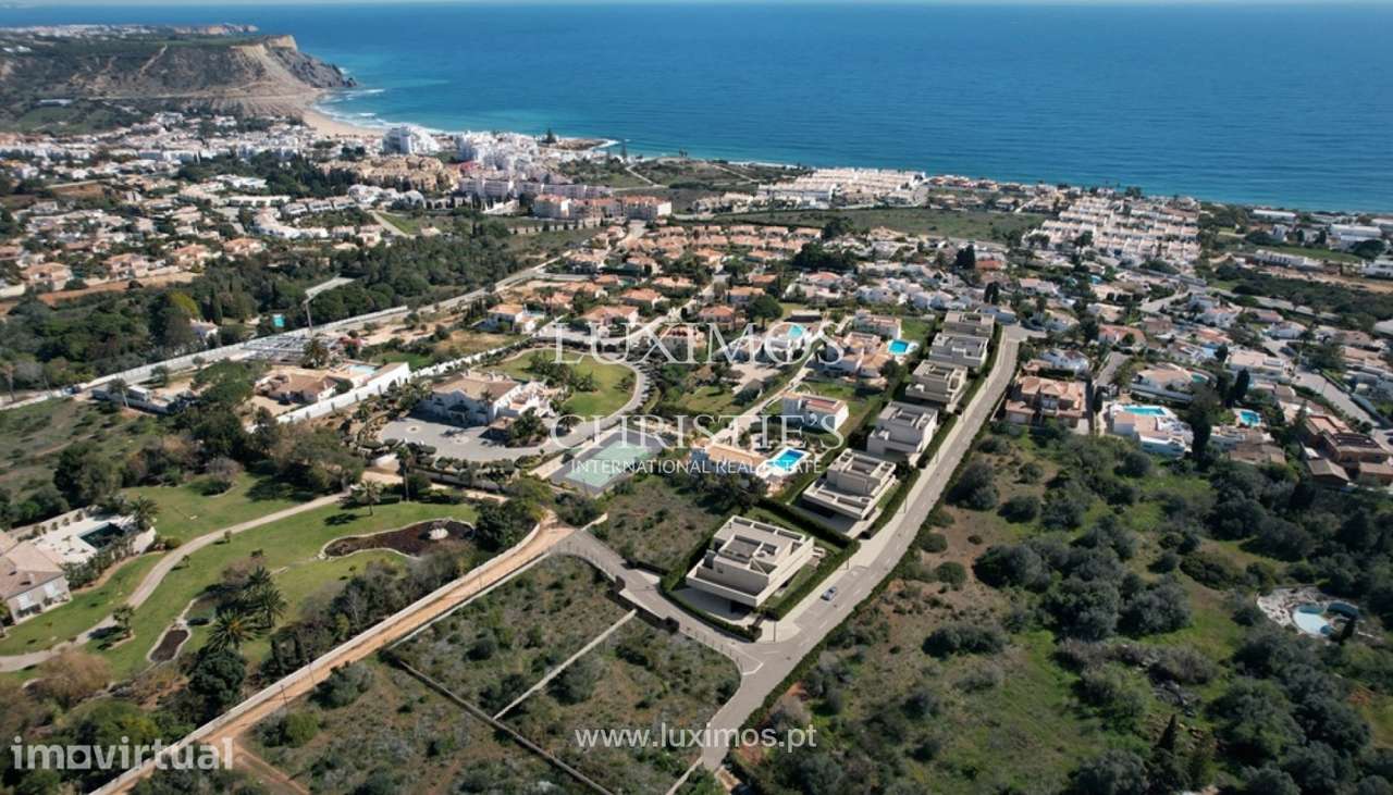 Moderna Moradia chave na mão para venda na Luz, Lagos, Algarve - Grande imagem: 2/13