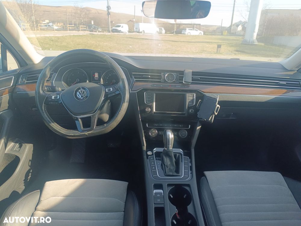 Volkswagen Passat 2.0 TDI DSG 4Motion Comfortline - 4