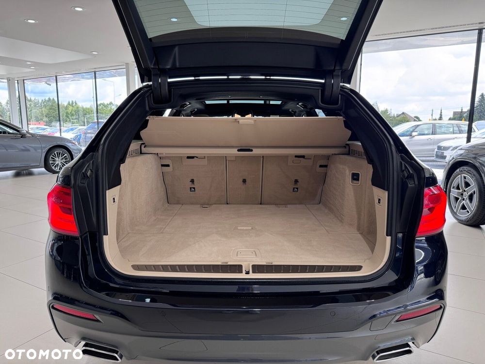 BMW Seria 5 530i xDrive M Sport sport - 18