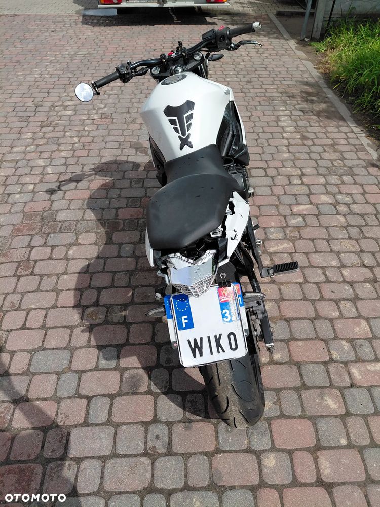 Yamaha XJ - 5