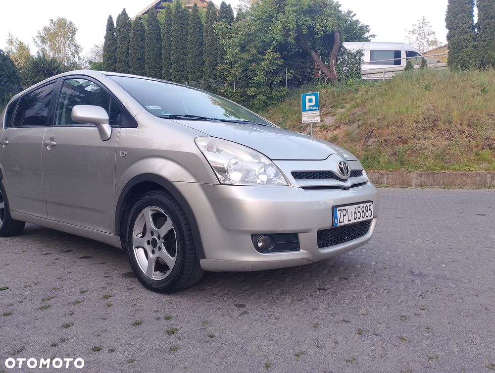 Toyota Corolla Verso 1.8 Gold + 7os MM - 16
