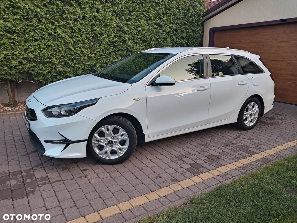 Kia Ceed 1.5 T-GDI M - 2