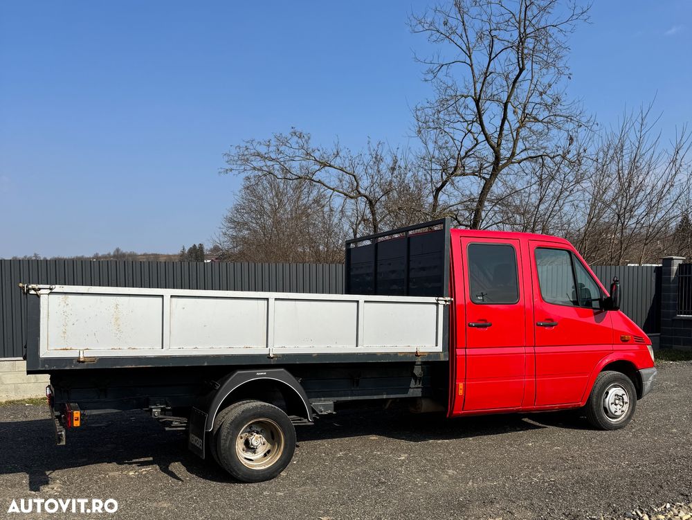 Mercedes-Benz Sprinter - 2