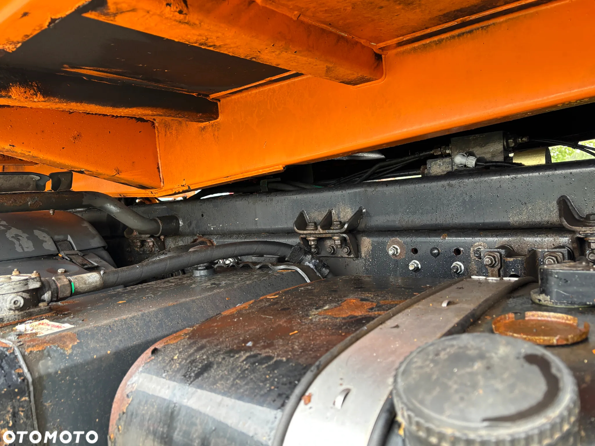 MAN 18.320 4x4 stały napęd na wał , kiper Meiller , posypywarka EPOKE, czołownica do pługa , sterowanie, manual , - 21