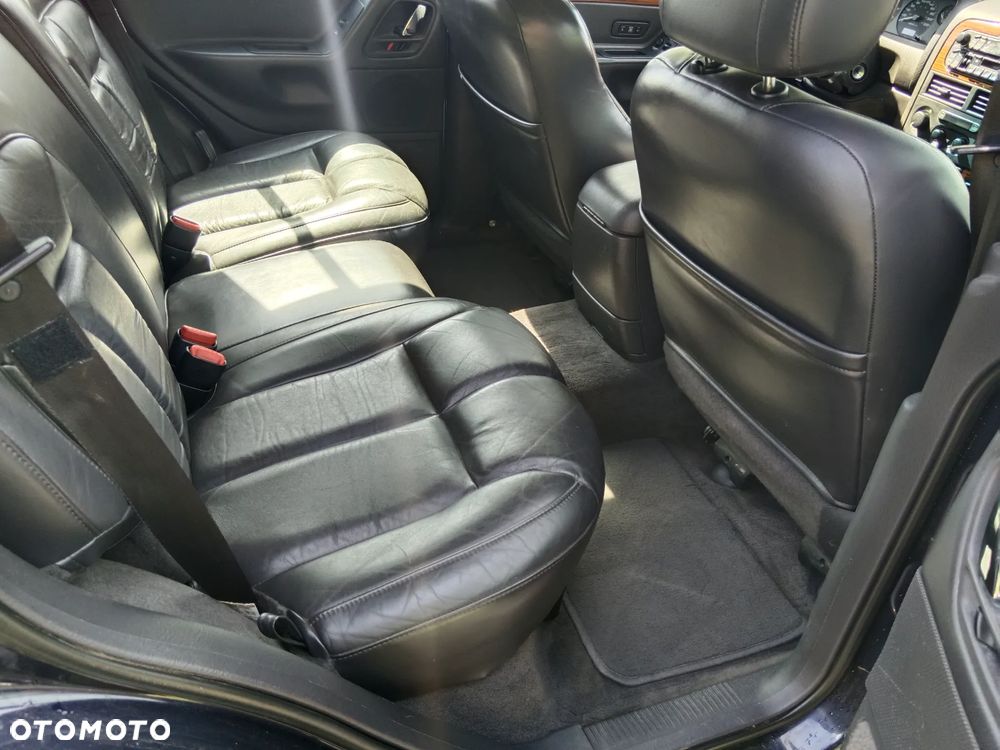 Jeep Grand Cherokee 4.0 Laredo - 9