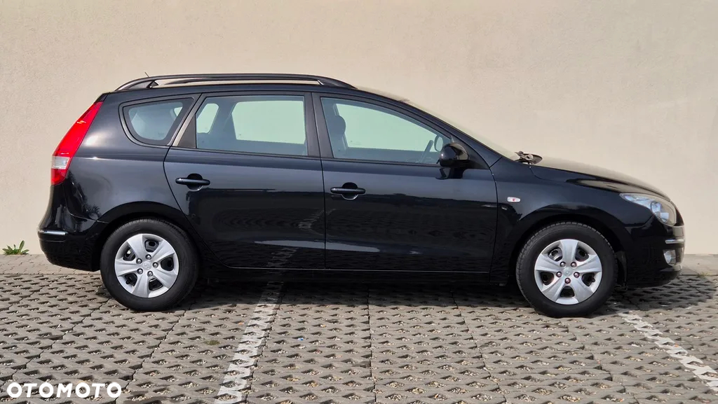 Hyundai i30 1.4 Comfort EU5 - 21