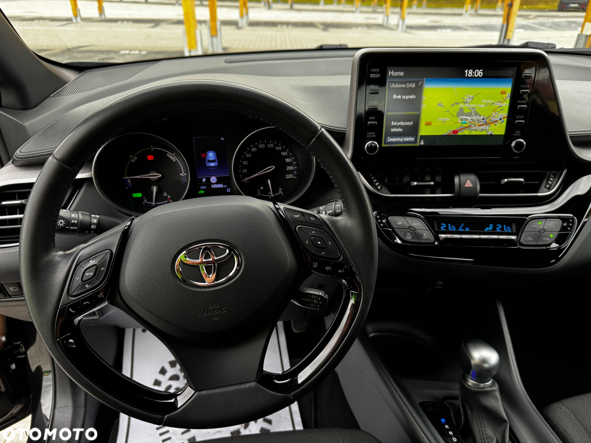 Toyota C-HR Hybrid Style - 11