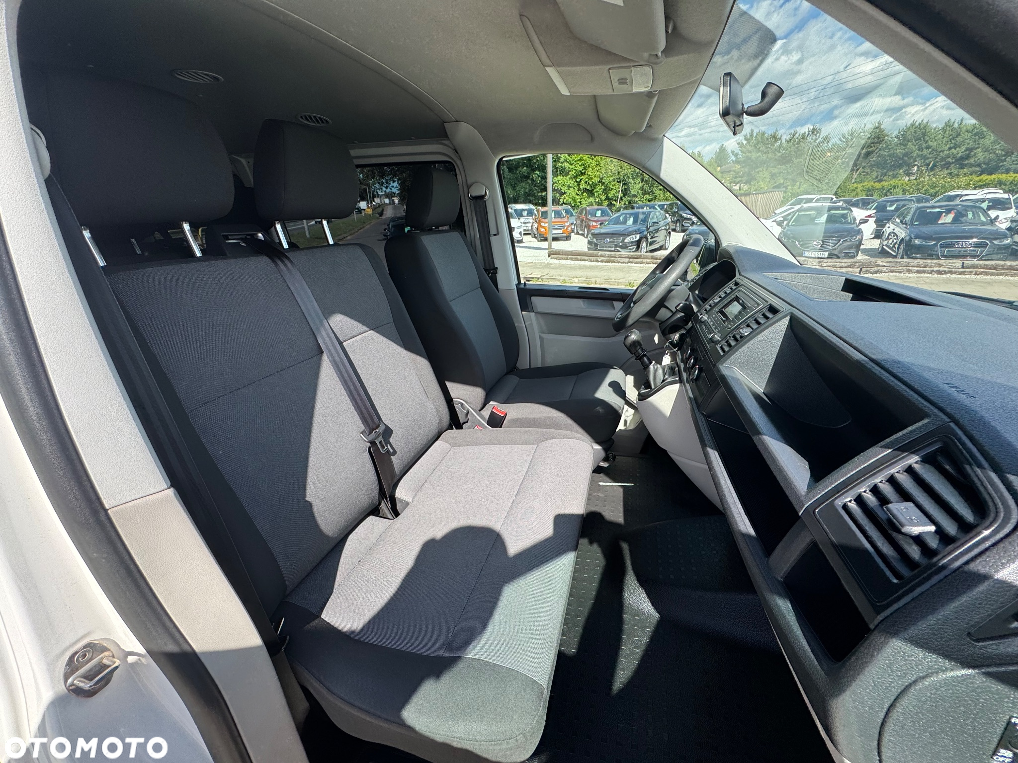 Volkswagen Caravelle TDI L1 Comfortline - 15