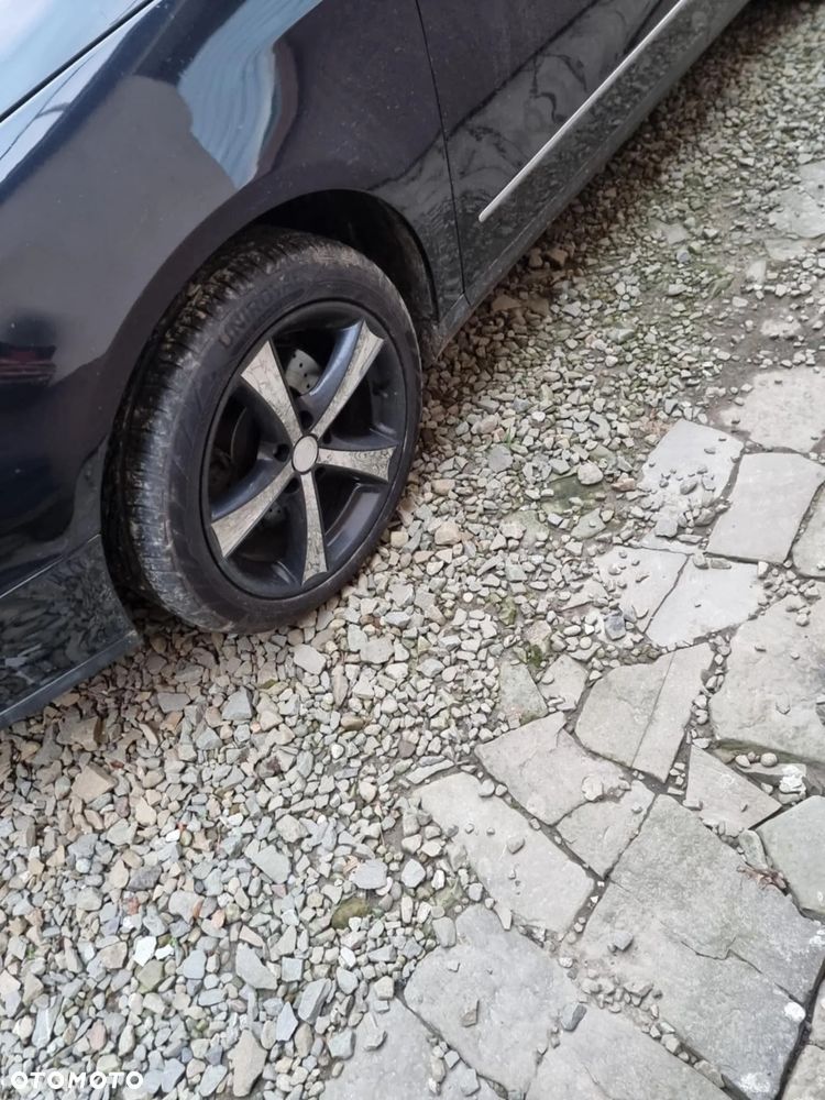 Volkswagen Passat 1.9 TDI Comfortline - 17