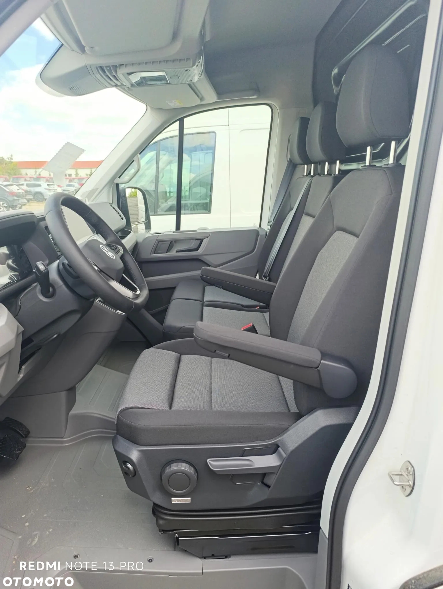 Volkswagen Crafter - 11