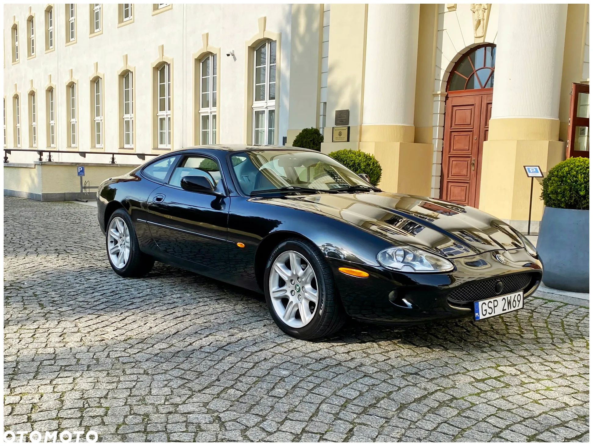 Jaguar XK - 1