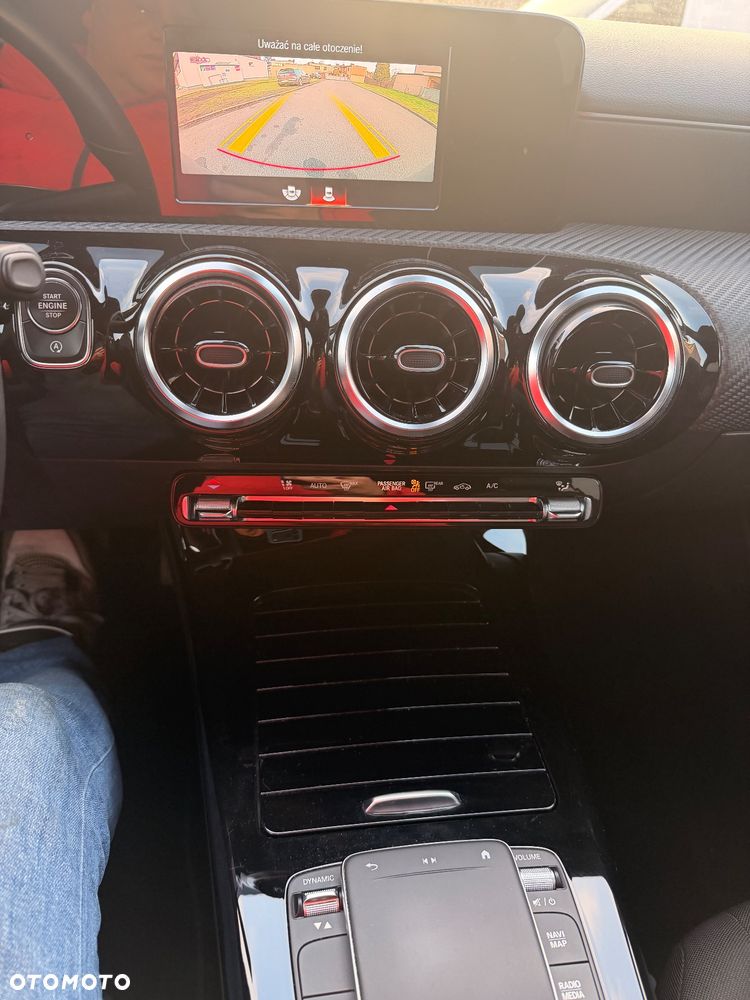 Mercedes-Benz CLA 180 d 8G-DCT Edition 2022 - 18