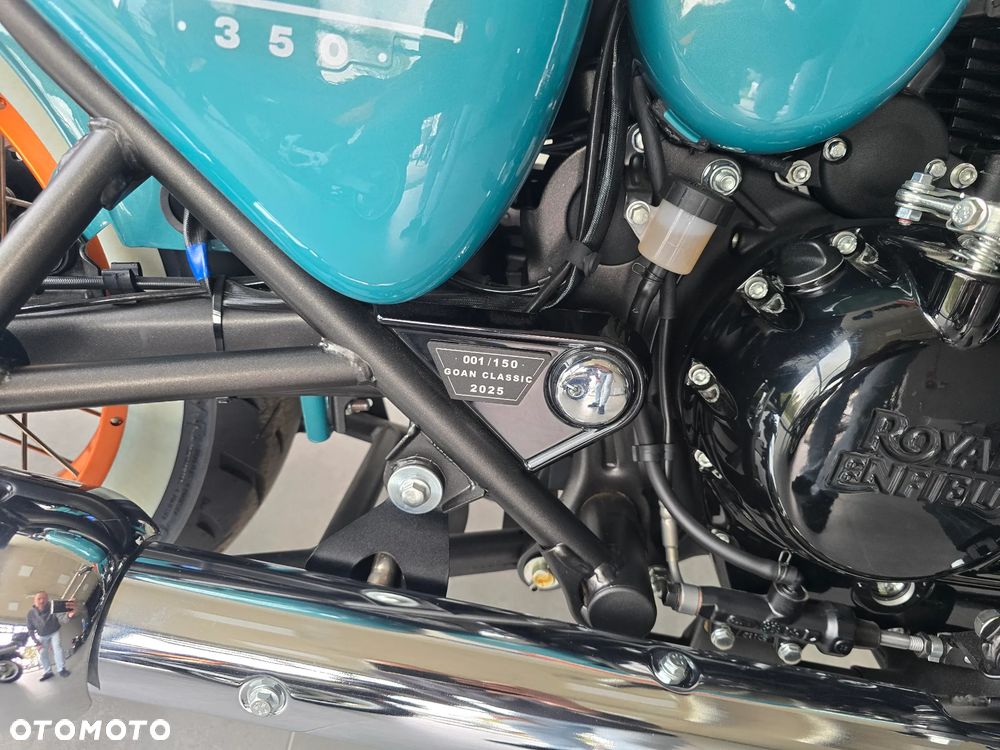 Royal Enfield Classic - 31
