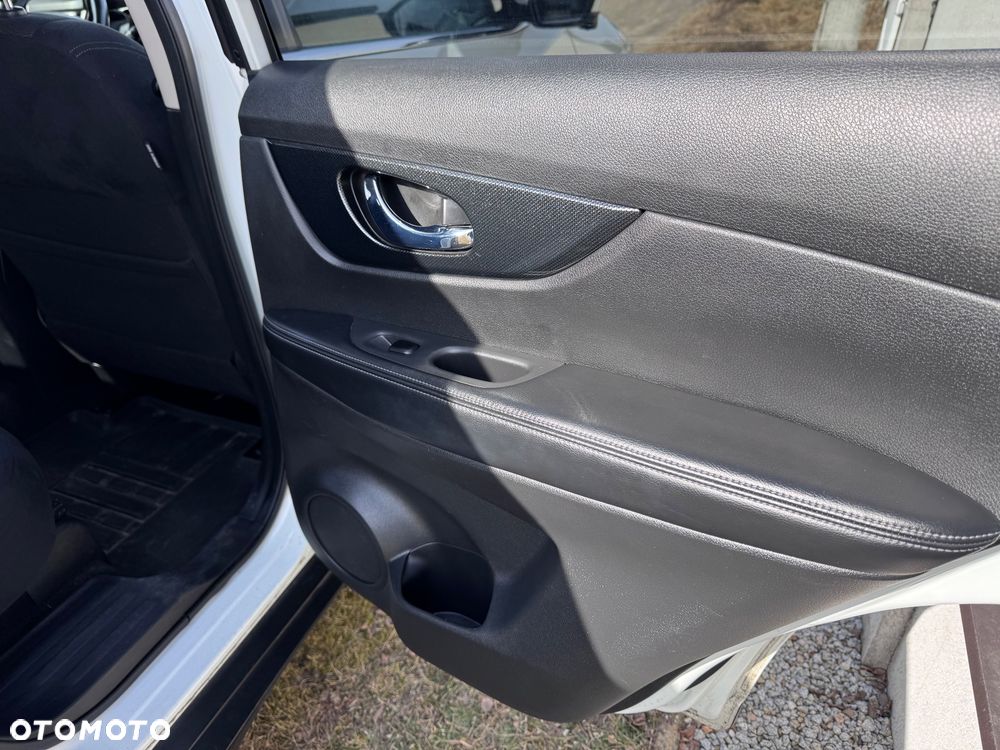 Nissan X-Trail 1.6 DCi N-Connecta 2WD Xtronic 7os - 10