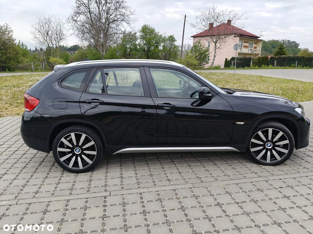 BMW X1 xDrive18d xLine - 13