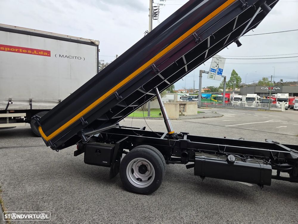 Mitsubishi Canter 3c13 tribasculante - 4