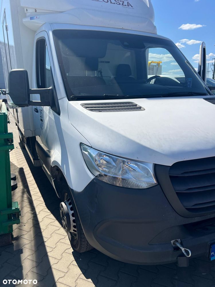 Mercedes-Benz Sprinter - 1