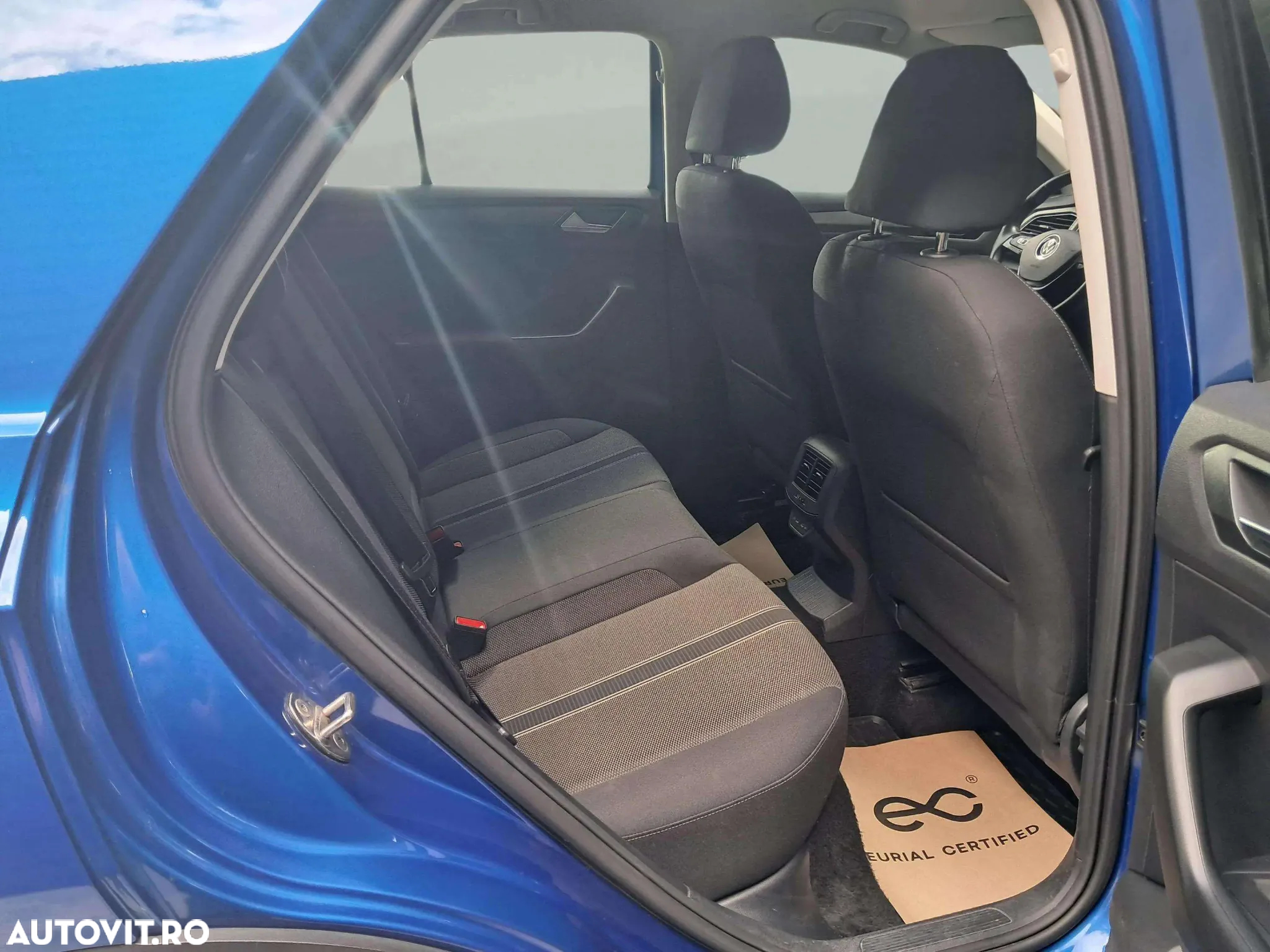 Volkswagen T-ROC 2.0 TDI 4Mot DSG Design - 25