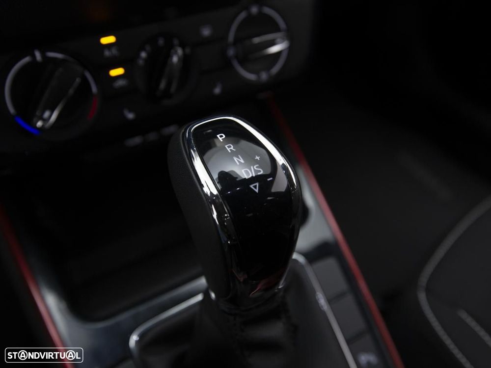 Skoda Fabia 1.0 TSI DSG Monte Carlo - 21