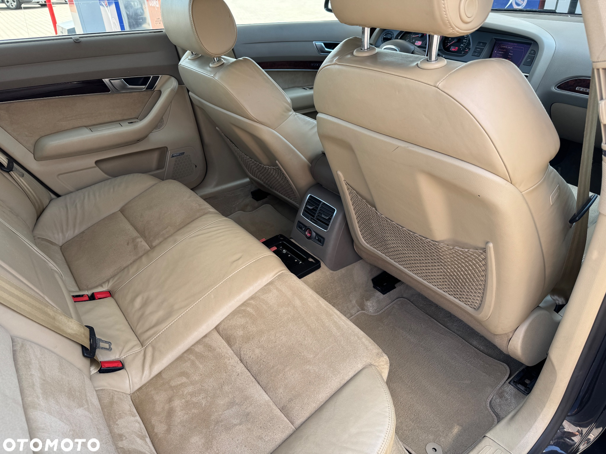 Audi A6 4.2 Quattro Tiptronic - 10