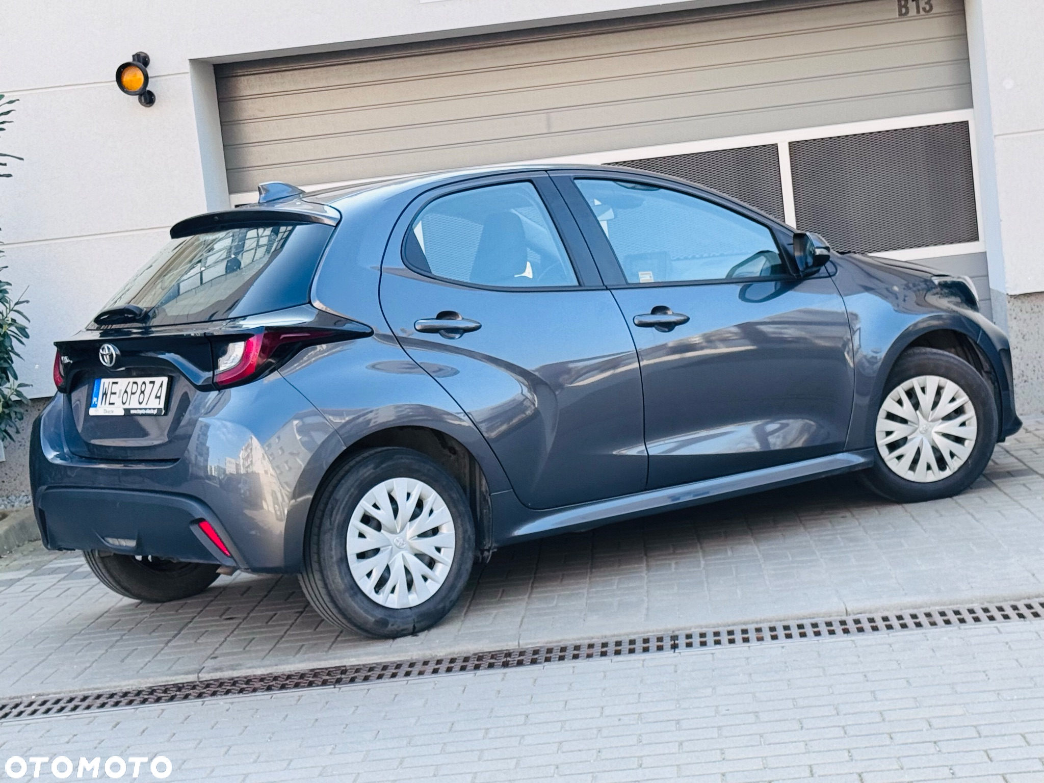 Toyota Yaris - 16