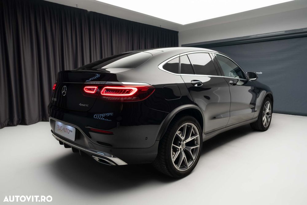 Mercedes-Benz GLC Coupe 300 4MATIC MHEV - 8