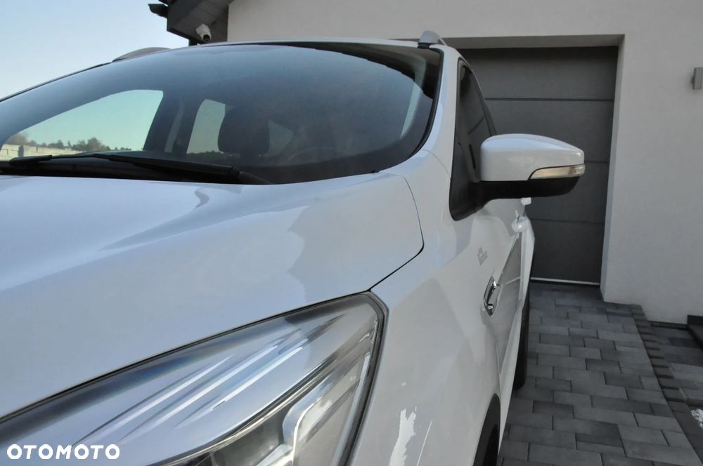 Ford Kuga - 8