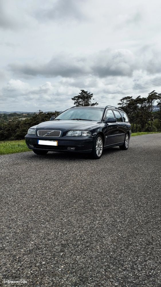 Volvo V70 T5 - 2