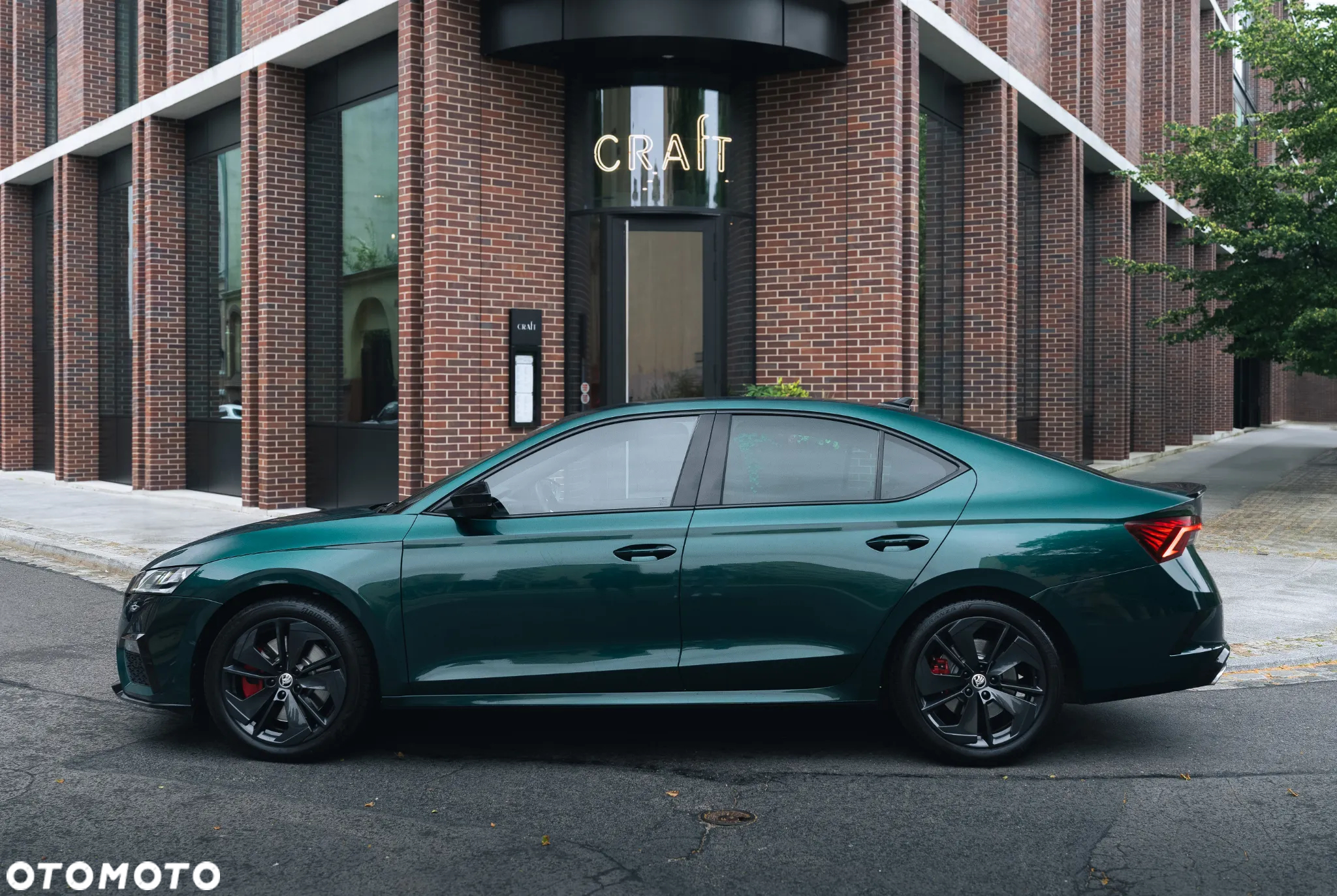 Skoda Octavia 2.0 TSI RS DSG - 2