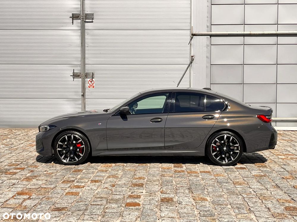 BMW Seria 3 330i xDrive M Sport sport - 9